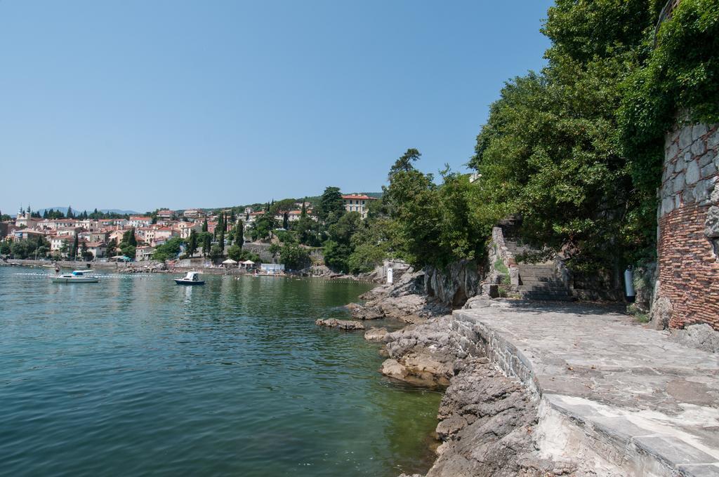 Apartment Villa Minach Volosko Bagian luar foto